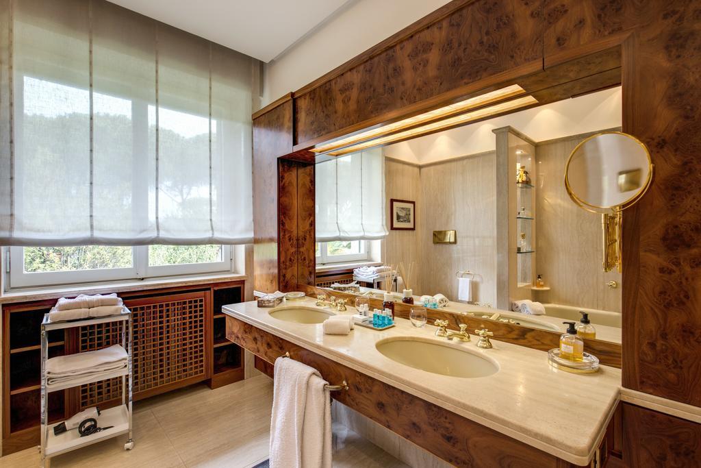 La Gaura Bed & Breakfast 3*